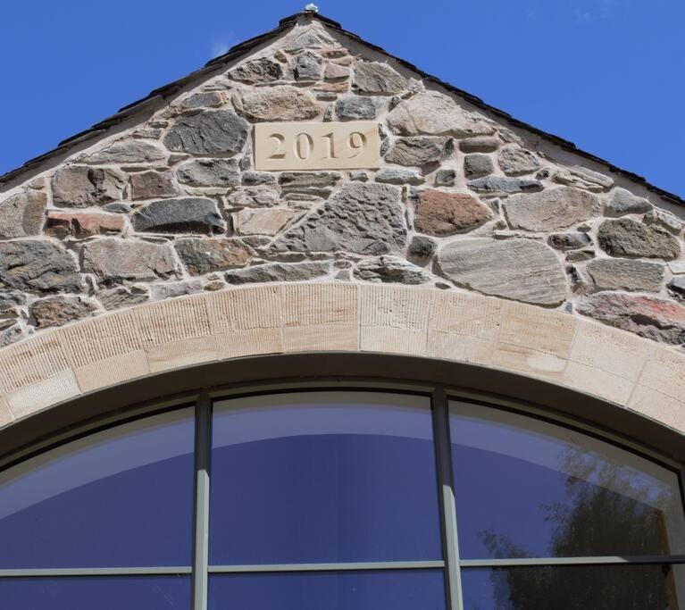 Woodmill Arches - Designer Barn Conversion For Two Appartement Lindores Buitenkant foto